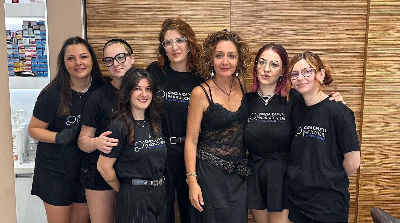 staff cinzia caputo parrucchieri Foggia – Luglio 2025 staff cinzia caputo parrucchieri Foggia - Luglio 2025