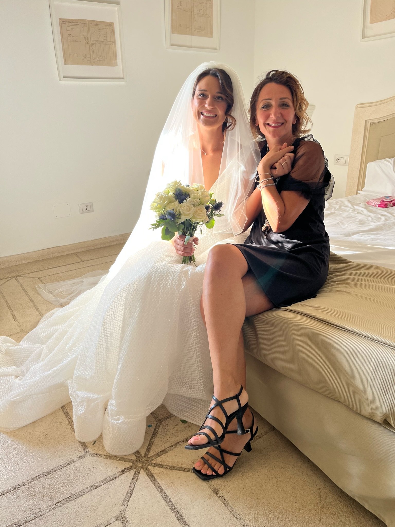 Cinzia Caputo parrucchieri Foggia - pacchetti sposa matrimonio capelli castani 3 saluto sul letto