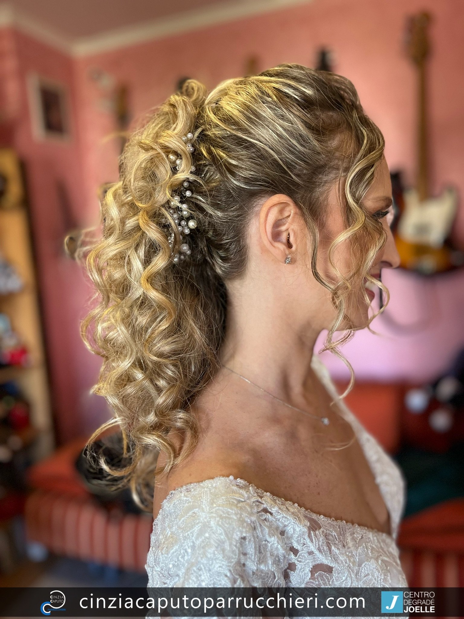 Cinzia Caputo parrucchieri Foggia - pacchetti sposa matrimonio Bionda capelli ricci lunghi 2
